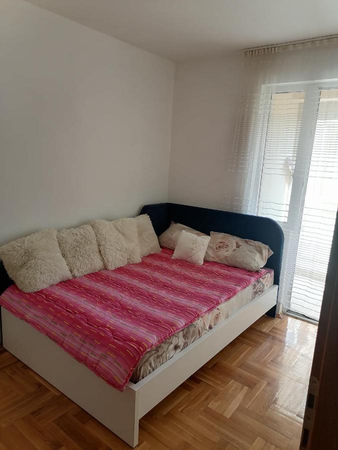 Centar S Apartman Ni Kültér fotó